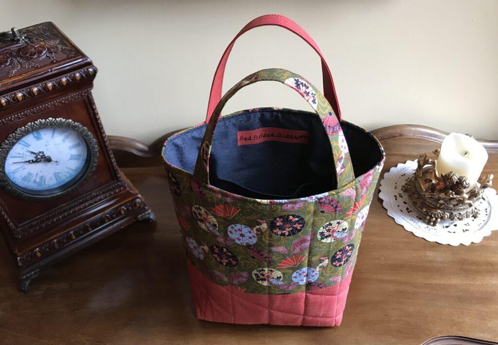 Quilted tote bag